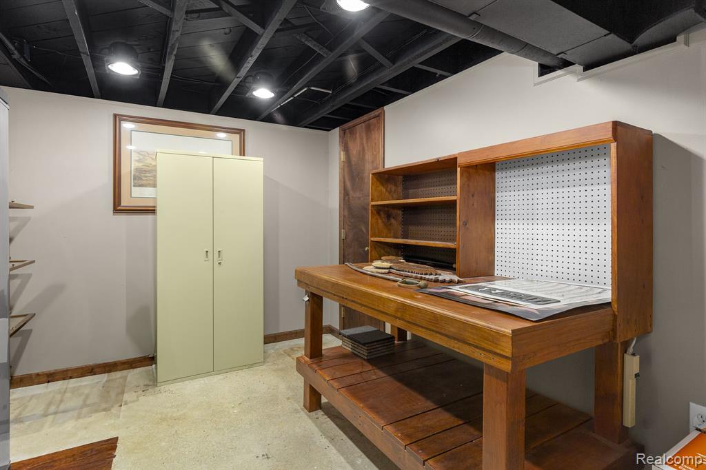 430 N Edgeworth Avenue