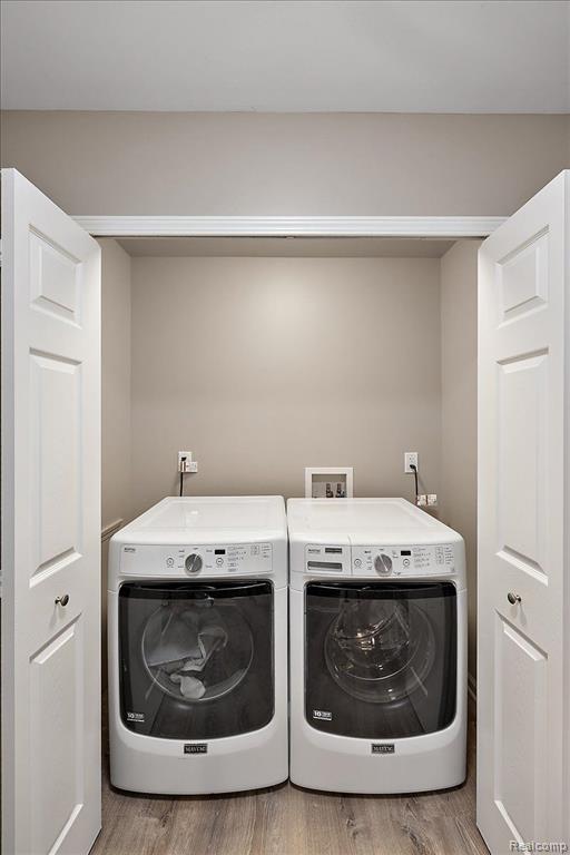 16441 Roberts Street