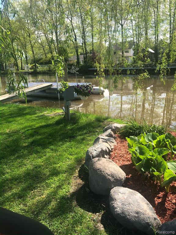 2272 Belle River Road