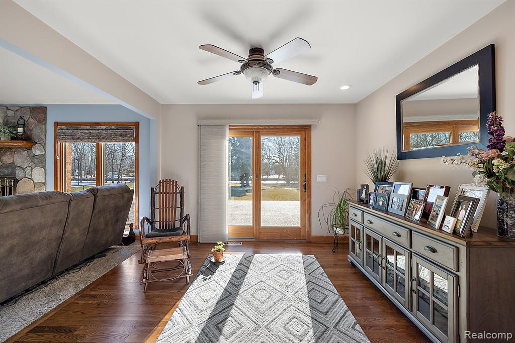 2272 Belle River Road