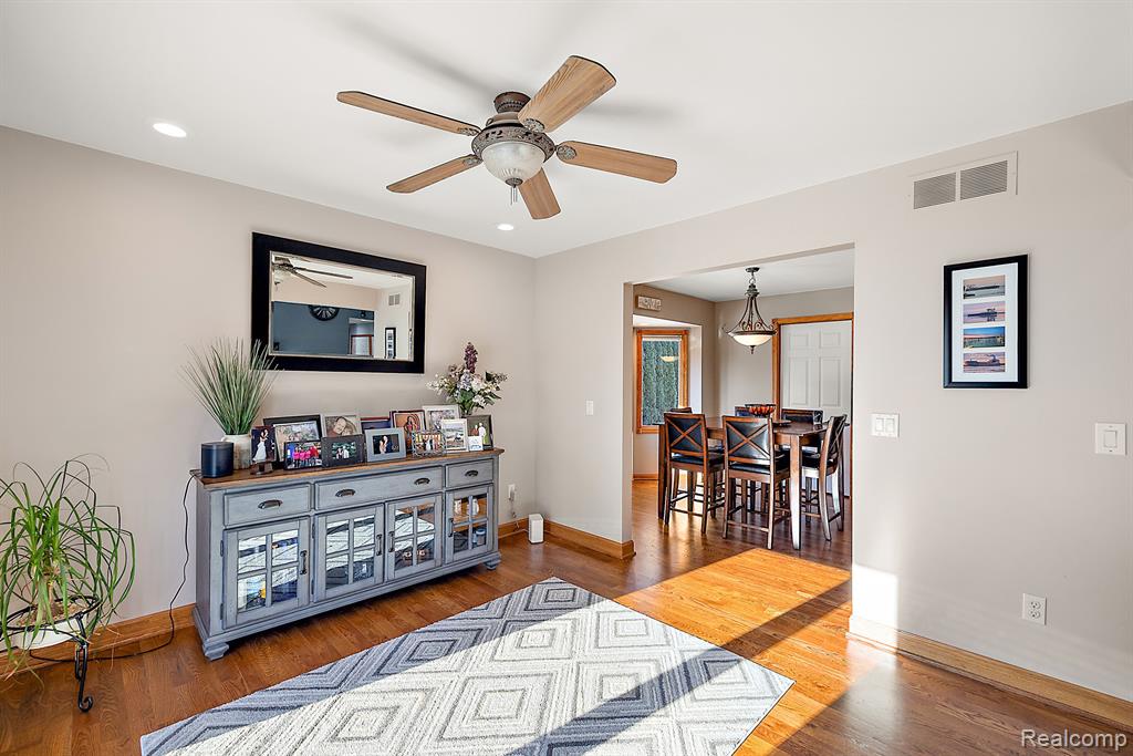 2272 Belle River Road