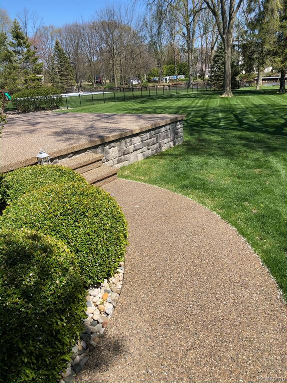 2272 Belle River Road