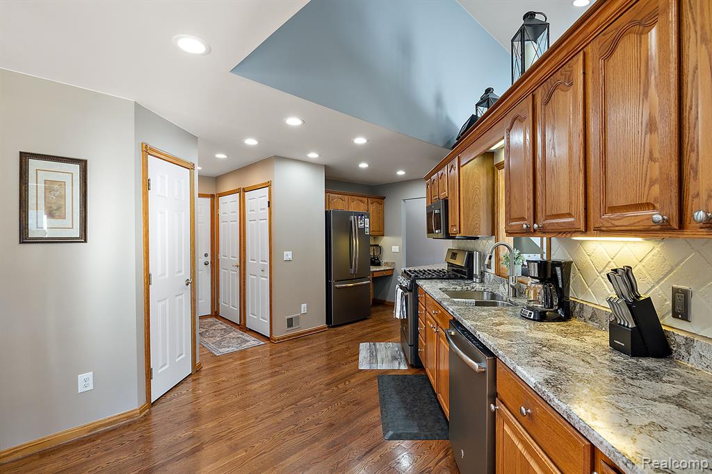 2272 Belle River Road