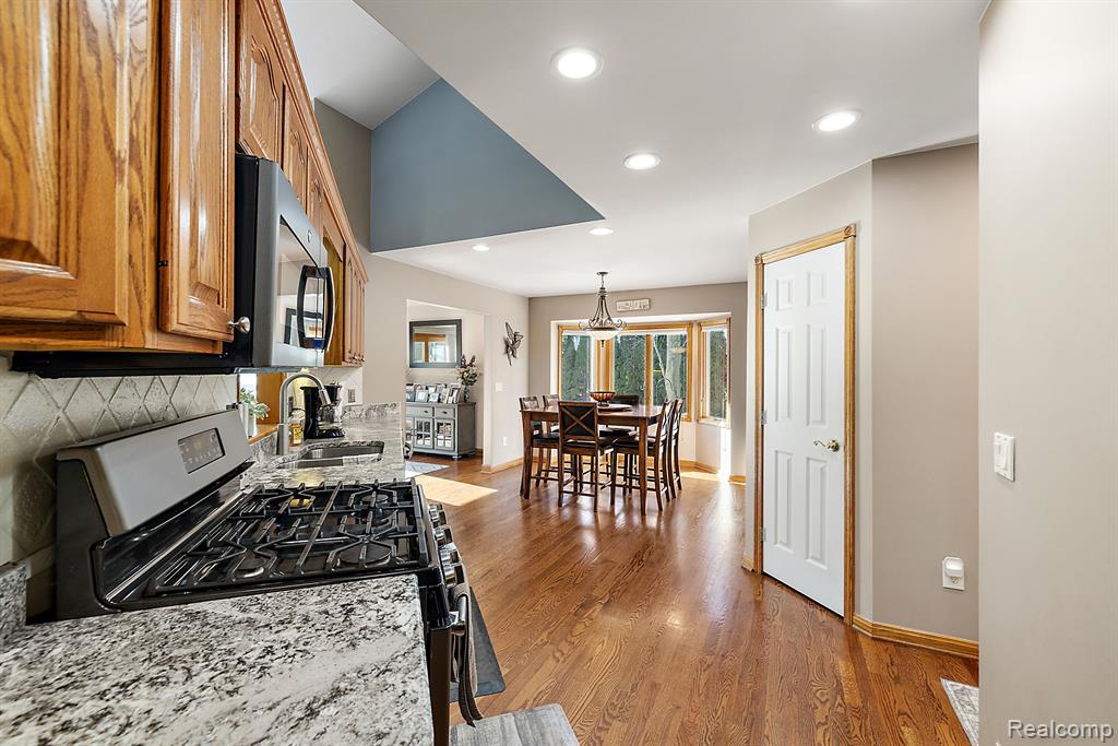 2272 Belle River Road