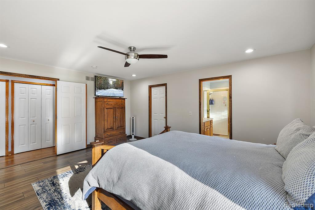 2272 Belle River Road