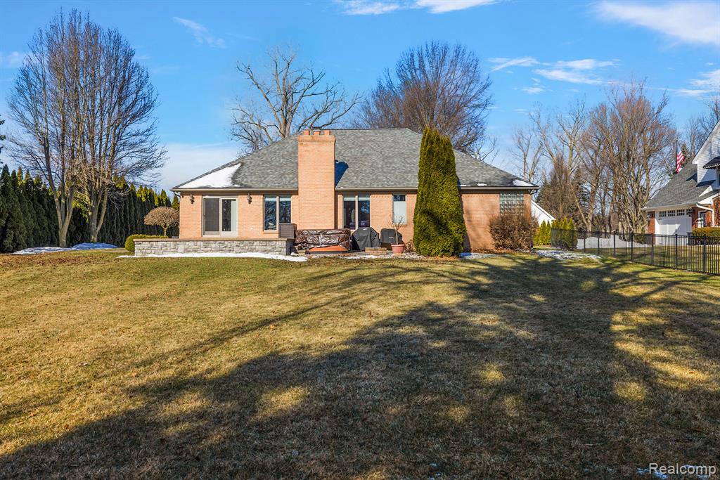 2272 Belle River Road