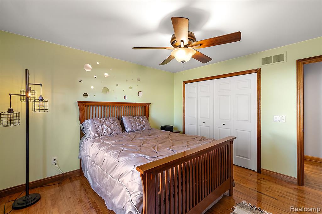 2272 Belle River Road