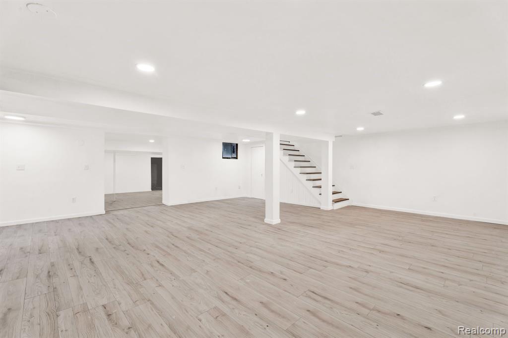 780 Bow Lane