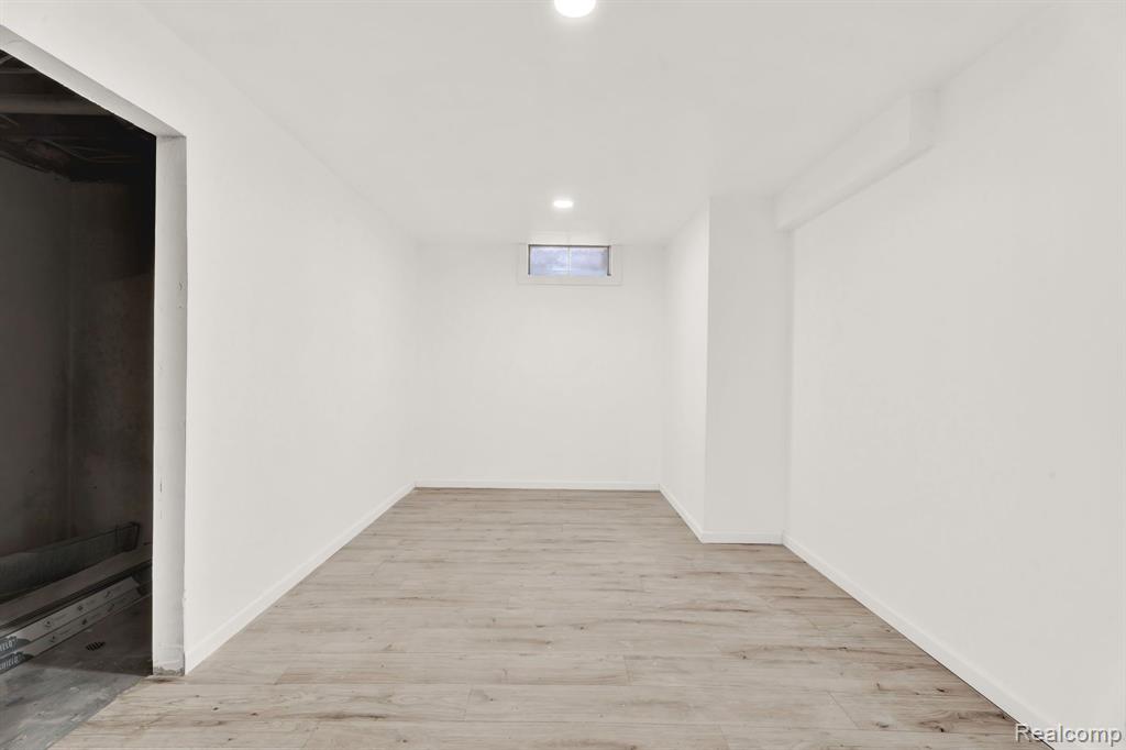 780 Bow Lane