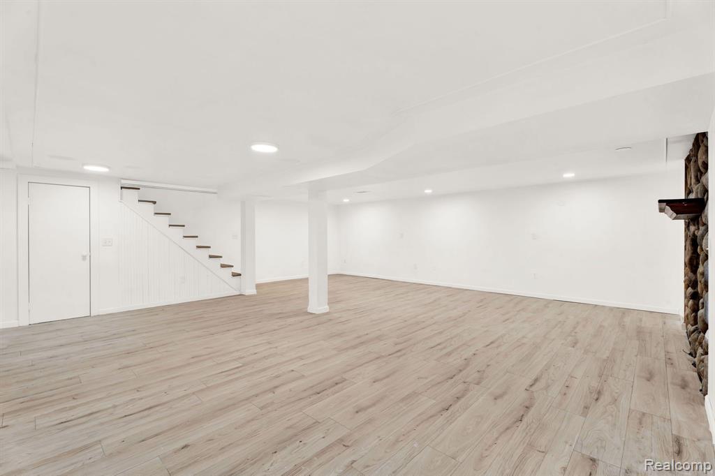 780 Bow Lane