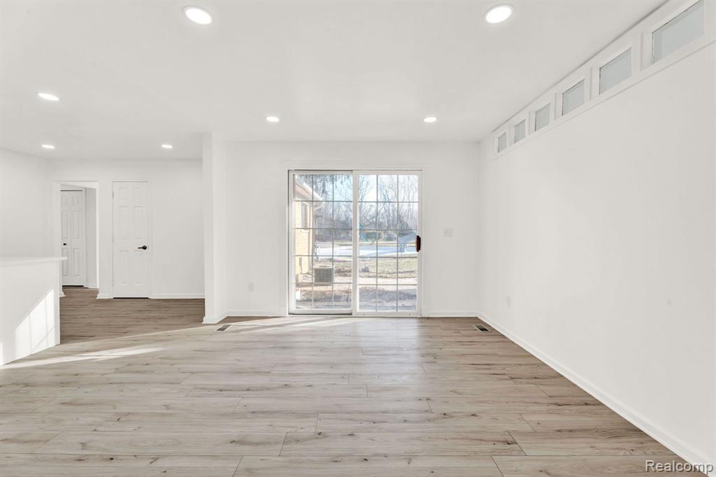 780 Bow Lane