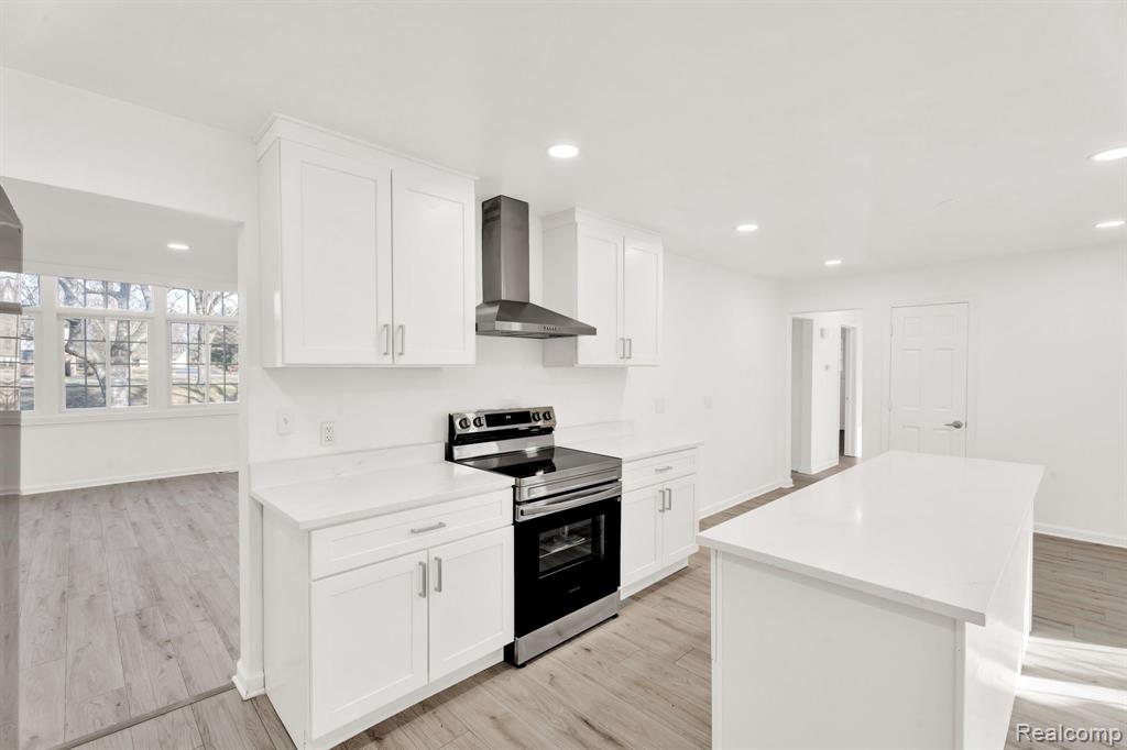 780 Bow Lane