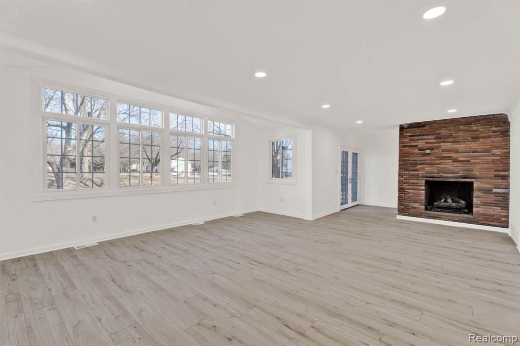 780 Bow Lane