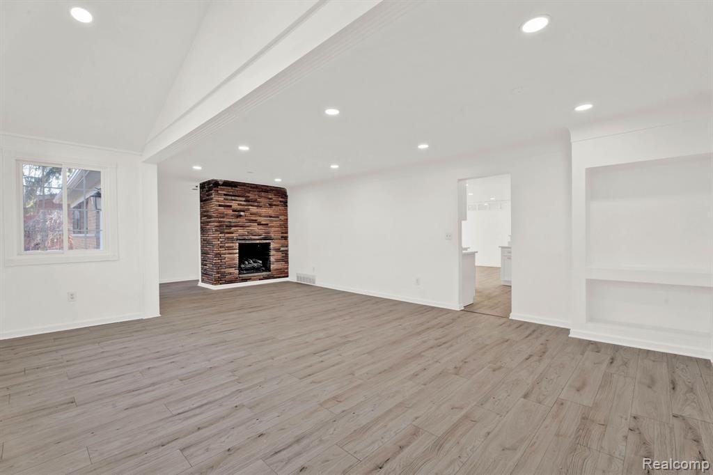780 Bow Lane