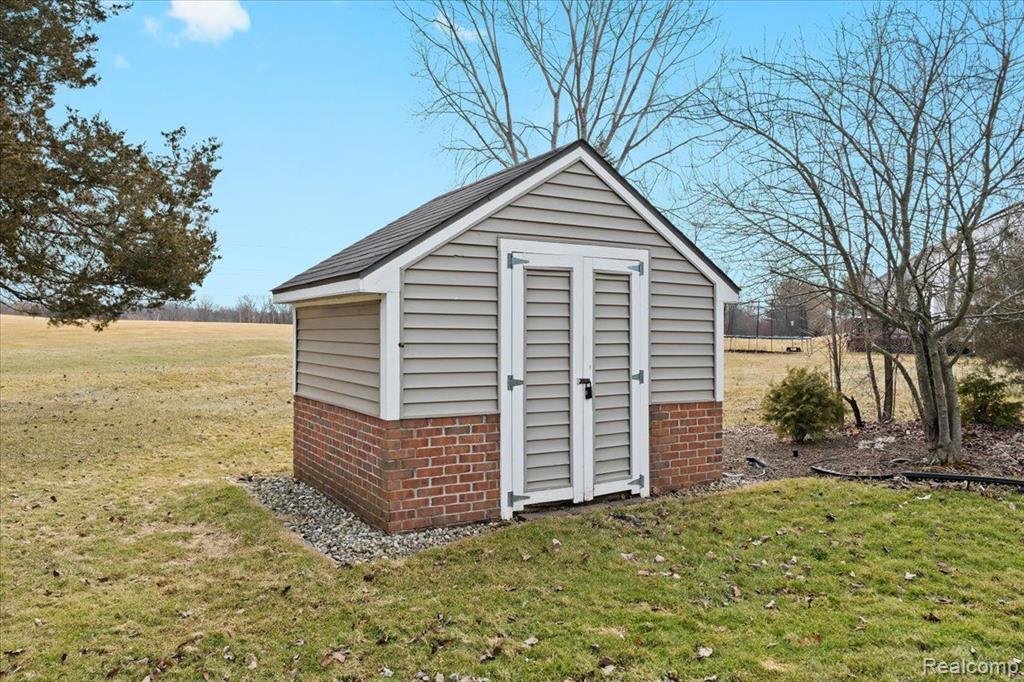 2688 Ivy Hill Drive