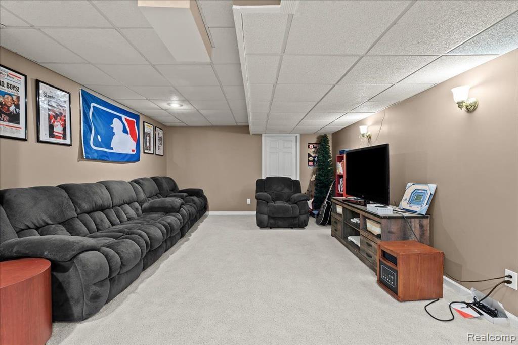 2688 Ivy Hill Drive
