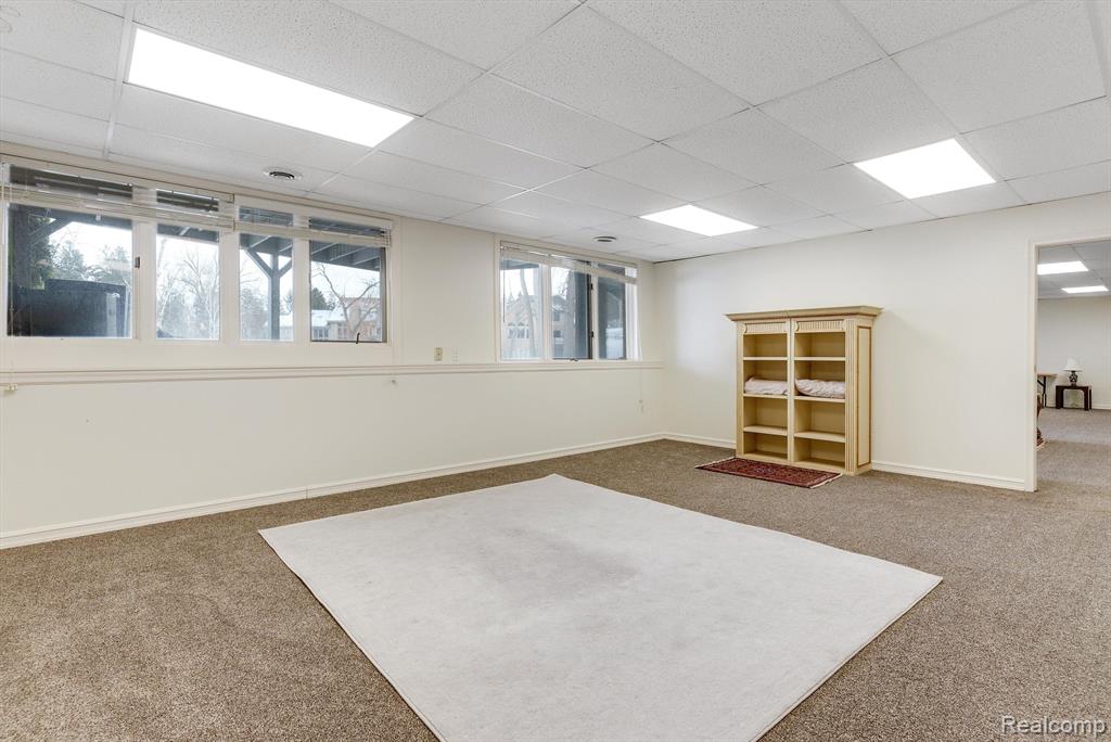 5035 Oakbrooke Drive