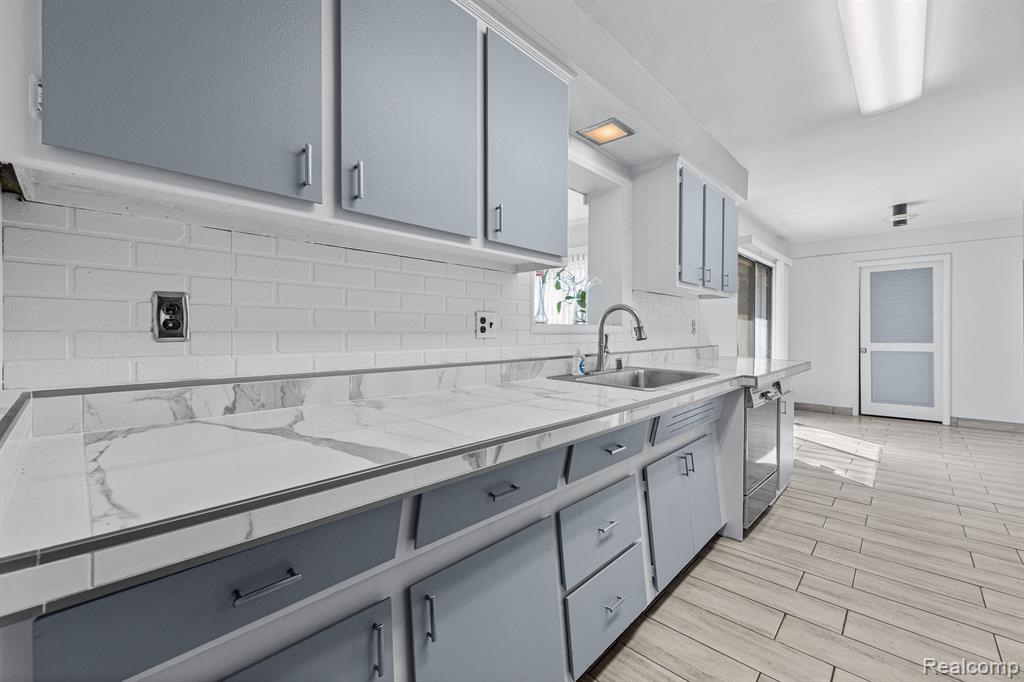 28960 Lorikay Street