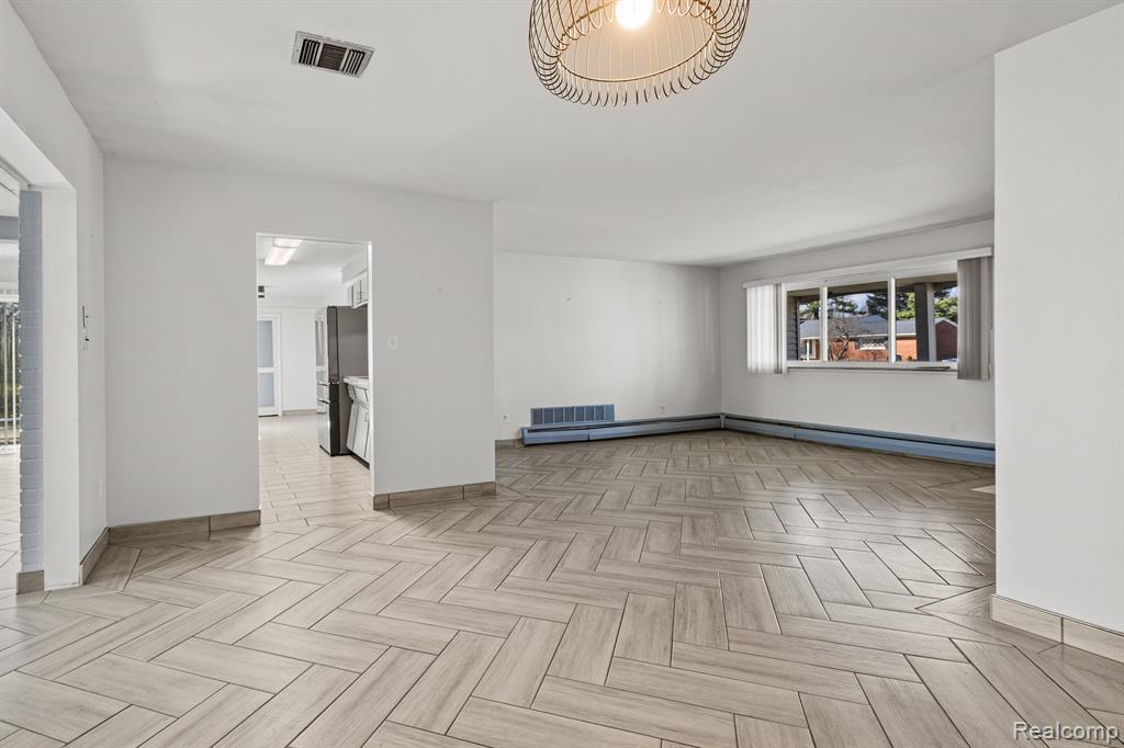 28960 Lorikay Street