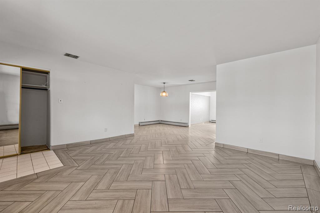 28960 Lorikay Street