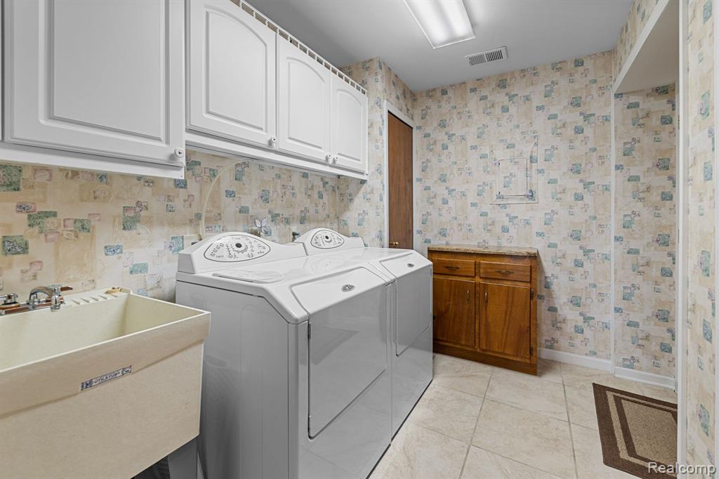 3422 Adams Shore Drive # B