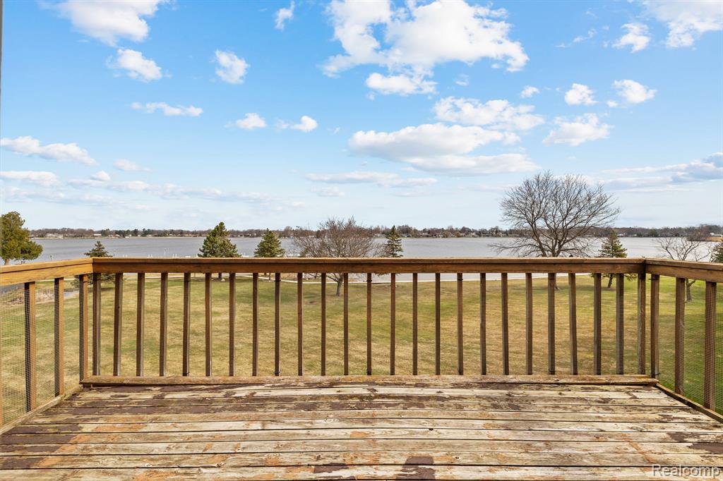 3422 Adams Shore Drive # B