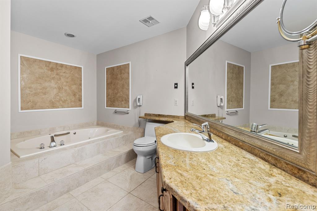 3422 Adams Shore Drive # B