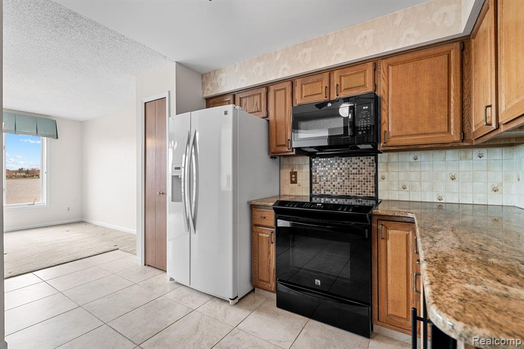 3422 Adams Shore Drive # B