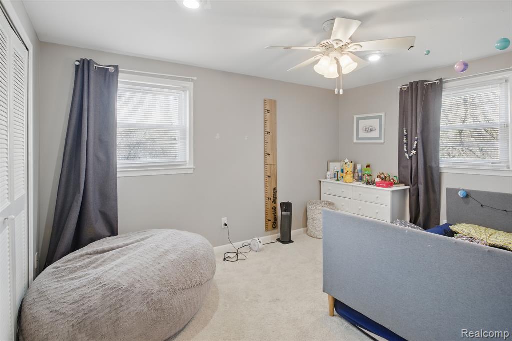 2861 Rossmoor Circle