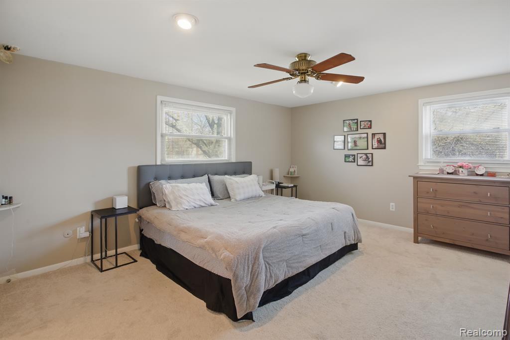 2861 Rossmoor Circle