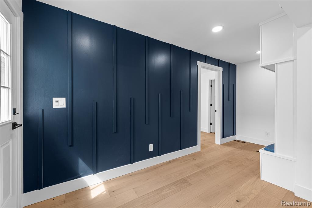 2607 Ferncliff Avenue