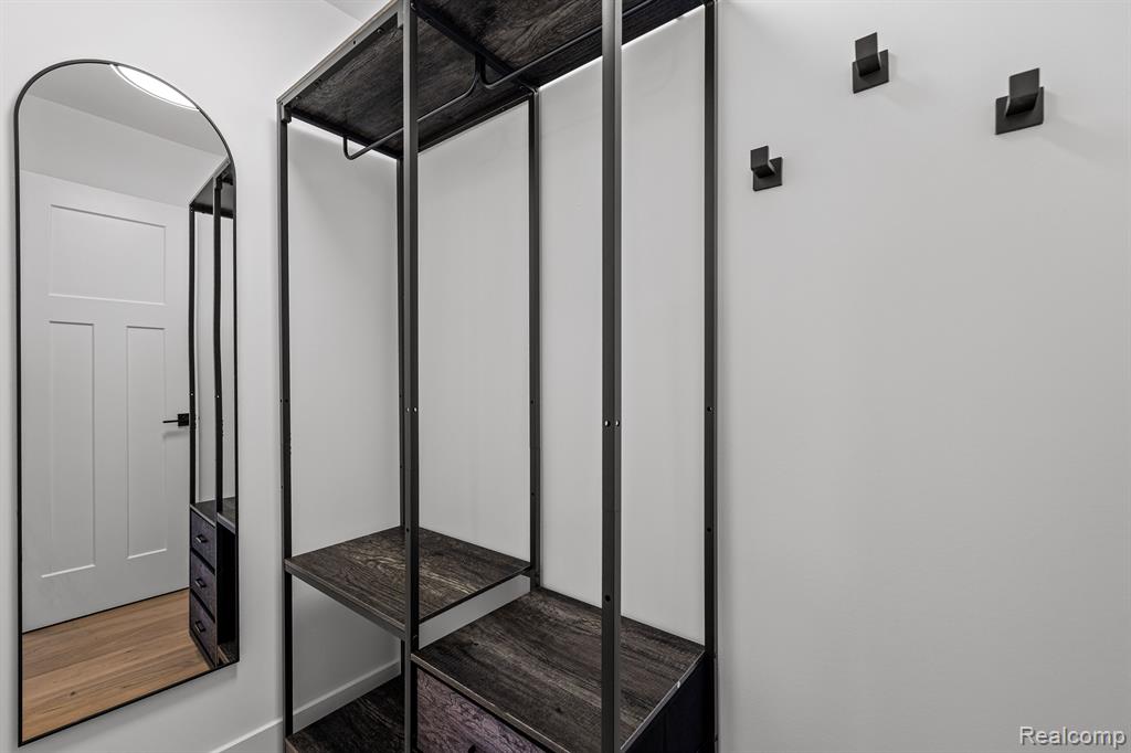 2607 Ferncliff Avenue