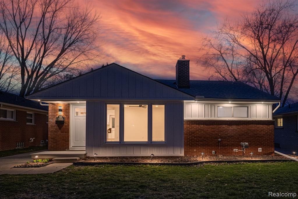 2607 Ferncliff Avenue