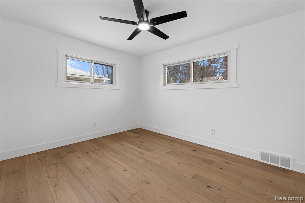 2607 Ferncliff Avenue