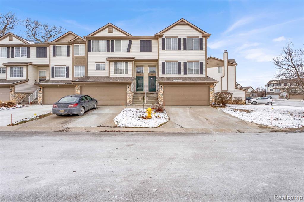 223 Oak Ridge Drive