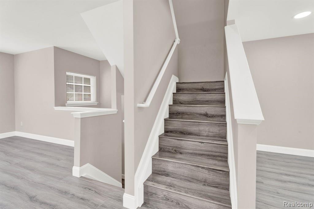 223 Oak Ridge Drive
