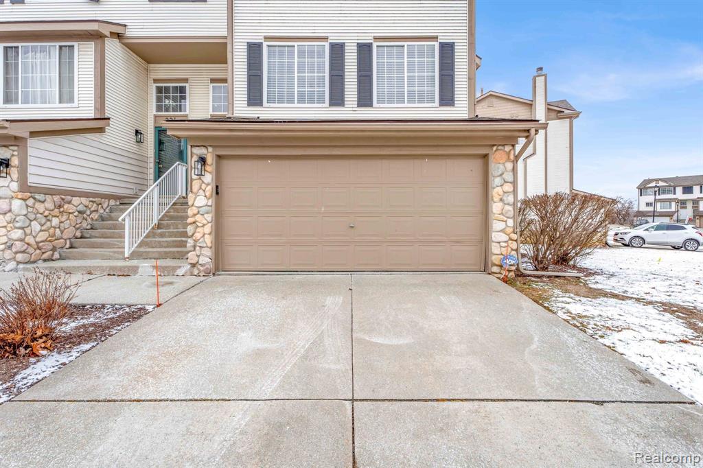 223 Oak Ridge Drive