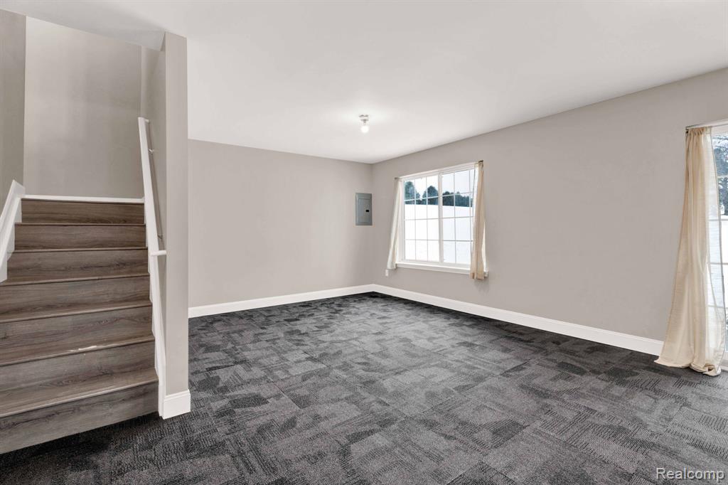 223 Oak Ridge Drive