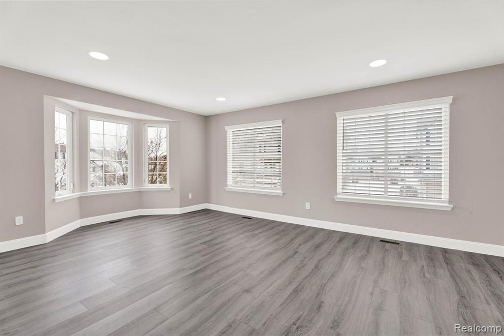 223 Oak Ridge Drive