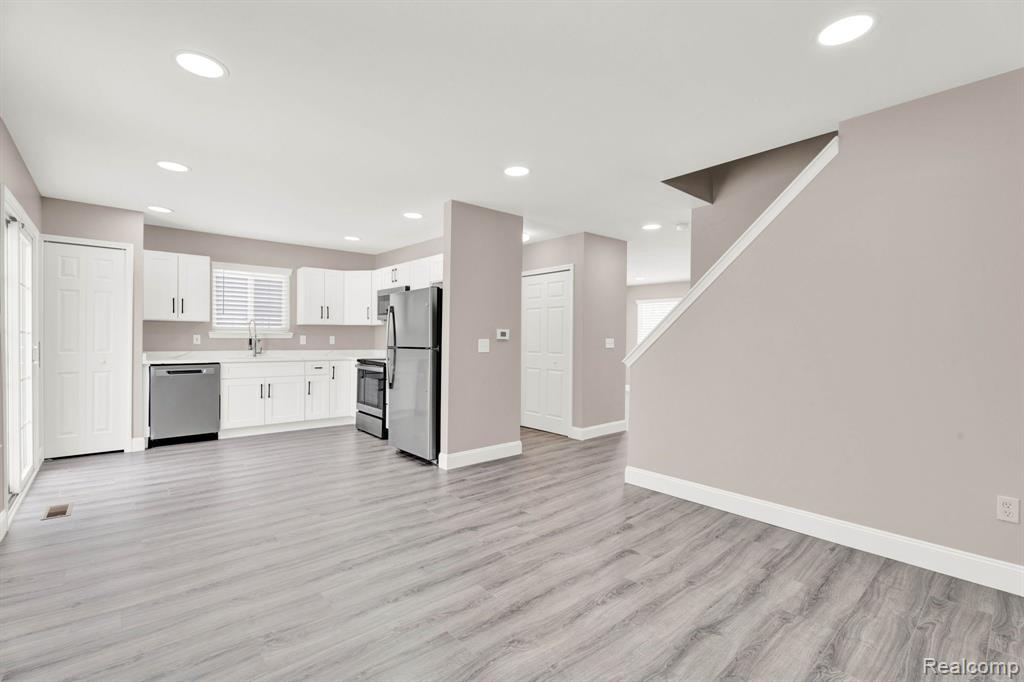223 Oak Ridge Drive