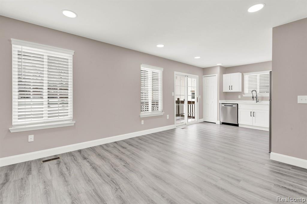 223 Oak Ridge Drive
