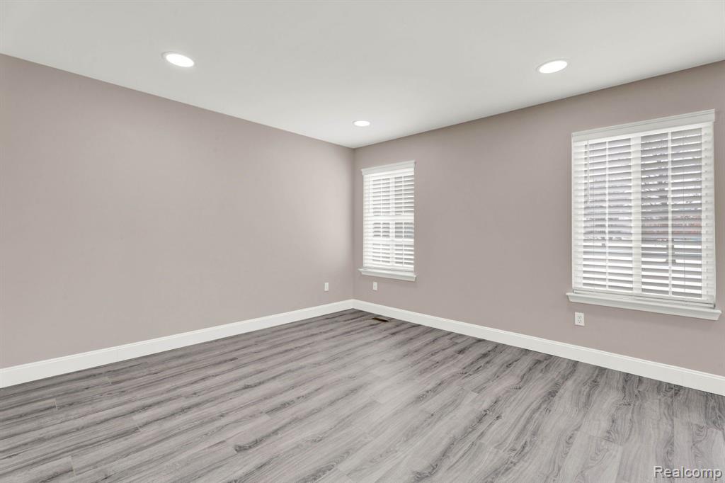 223 Oak Ridge Drive