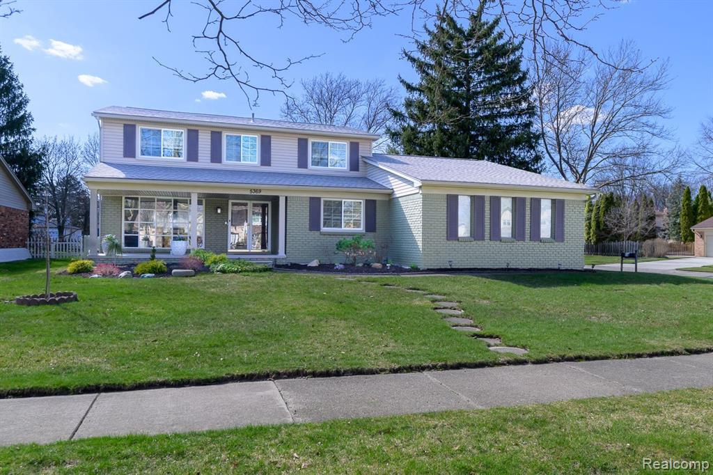 5369 Greendale Drive