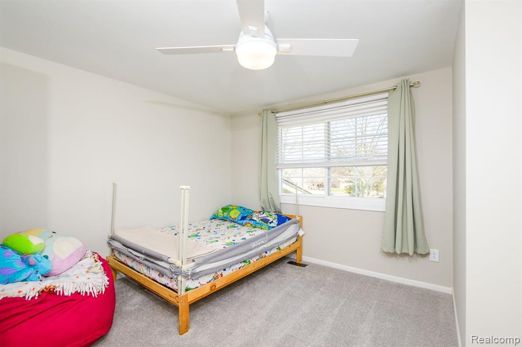 5369 Greendale Drive