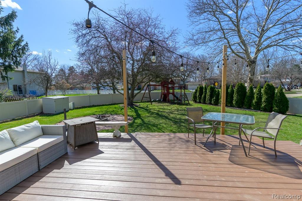 5369 Greendale Drive