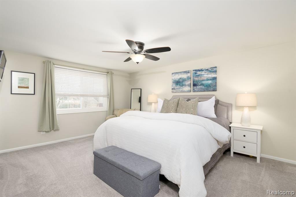 5369 Greendale Drive