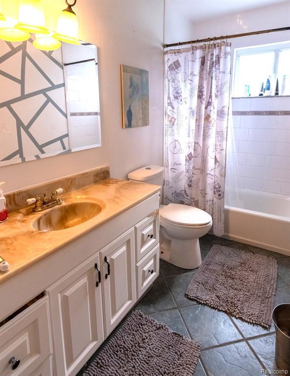 25680 Packard Street