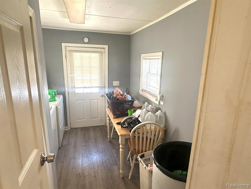 127 E Shevlin Avenue