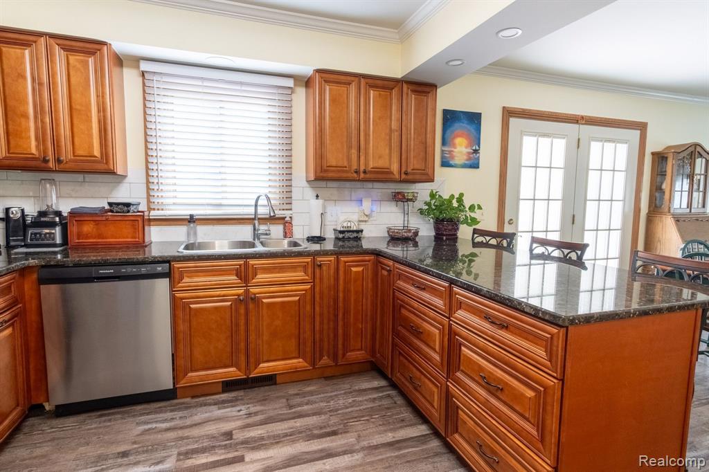 2179 Rochelle Park Drive