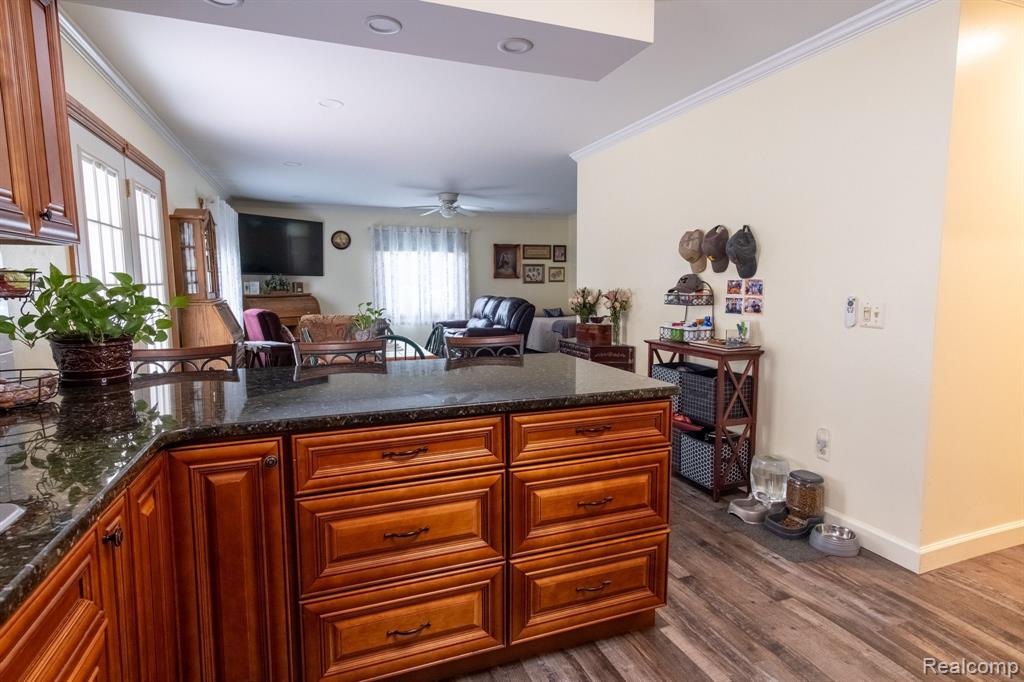 2179 Rochelle Park Drive